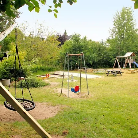 2 Bedroom Lovely In 펜션 에벨토프트