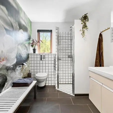 2 Bedroom Lovely In 度假居 *